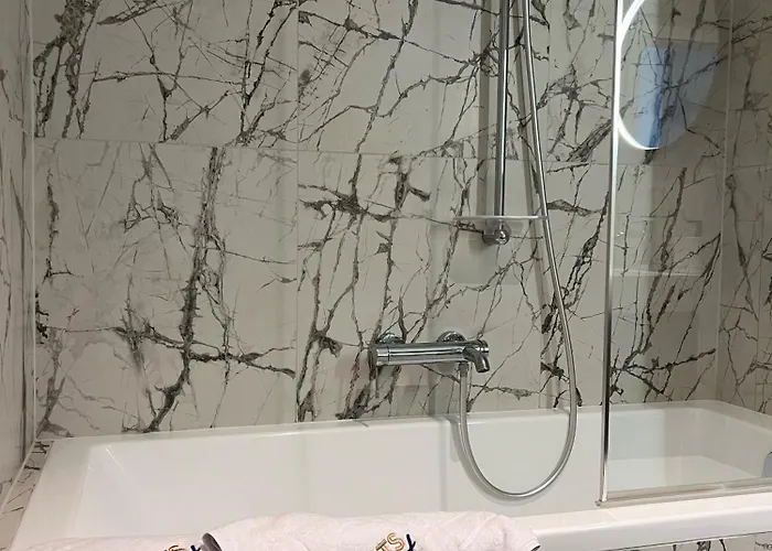 Lts Rent Luxury & Comfortable Lakowa アパート *